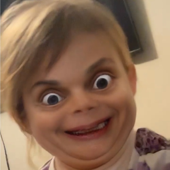 💕I’M LIVE💕 Like Listing to Get Notified! - Picture 4 of 9